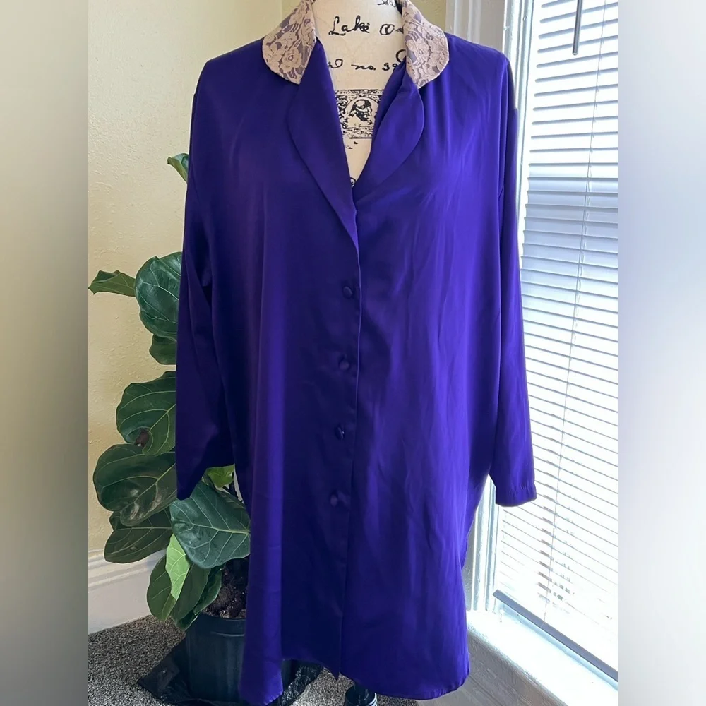 Victoria's Secret Purple Robe Intimates - Picture 2 of 9
